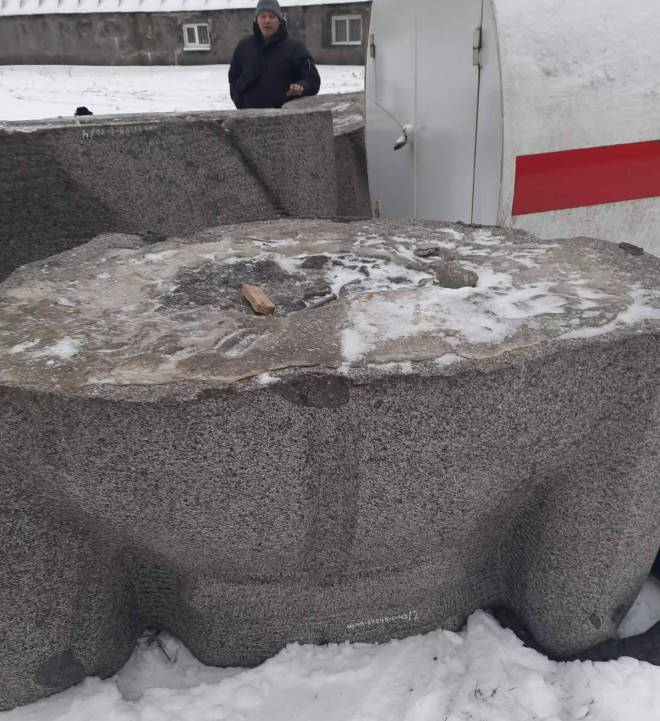 Пам’ятник Миколі Островському остаточно демонтували: яка доля капсули з посланням