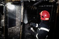 У Шепетівці через неправильно змонтований димар горіла господарча споруда