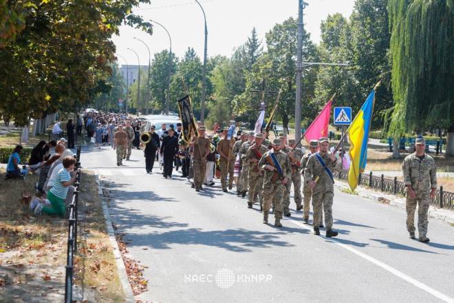 У Нетішині попрощалися з 43-річним розвідником Віктором Степченком