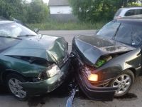 Свідки кажуть, що водій був напідпитку: у Судилкові зіткнулись два автомобілі