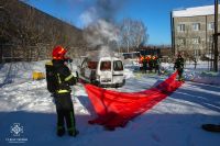 Британець показав для рятувальників Хмельниччини інноваційний спосіб гасіння пожеж автомобілів