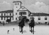 Едвард Тишкевич з дружиною Аделею в останні роки існування палацу.