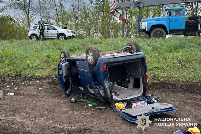 Трагедія на дорозі: водій Renault загинув, двоє пасажирів у лікарні