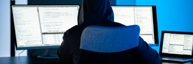 Українські сайти банків та державних структур знову атакують хакери
