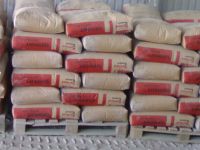 Наживались на цементі