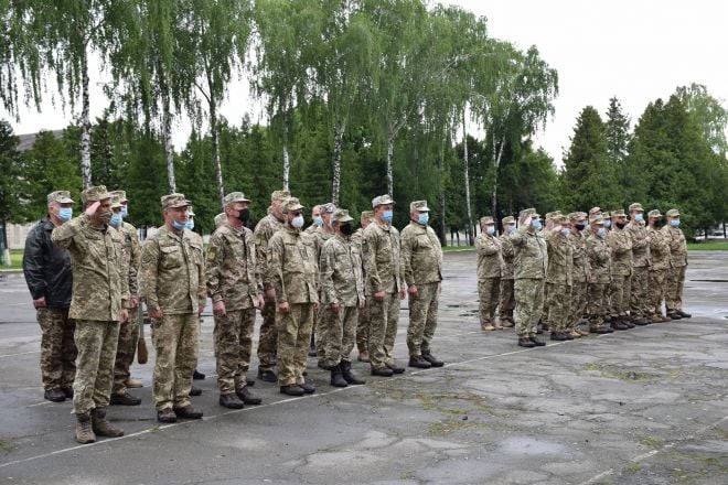 У Шепетівці урочисто розпочались навчальні збори резервістів