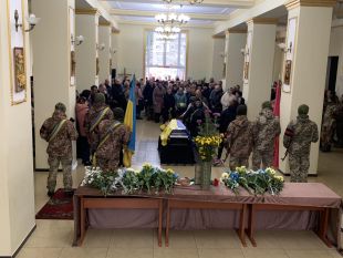 Прощання із загиблим військовим Іваном Стасюком у Славуті, 3 листопада 2023 рік