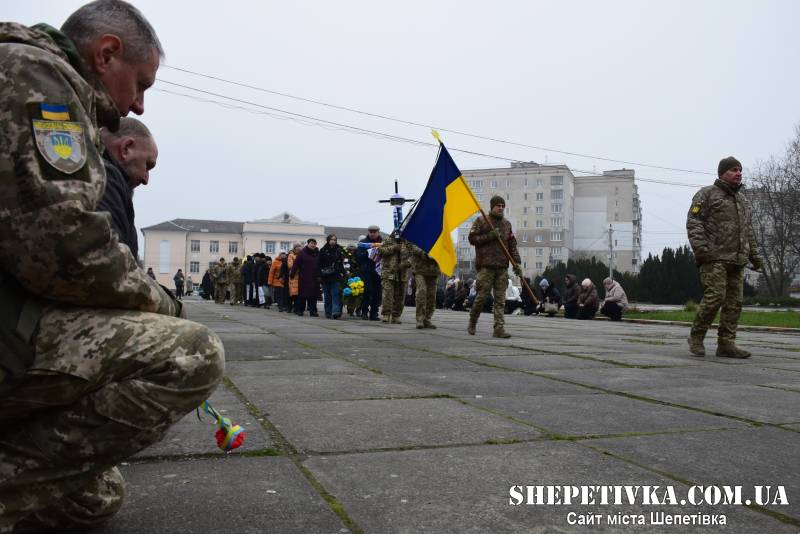 Від Майдану до Покровського напрямку: шепетівчани провели у засвіти Петра Щеглова