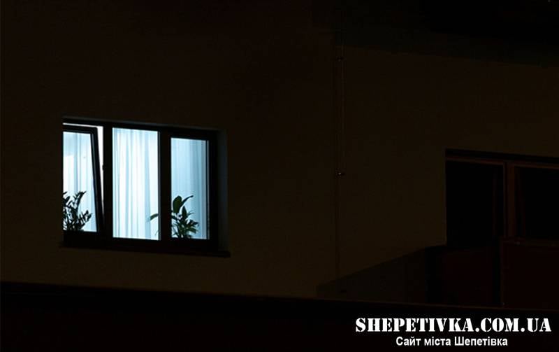 Графік погодинних відключень світла на понеділок, 9 березня