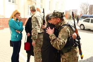 Слідчі Хмельниччини вирушили в зону проведення АТО