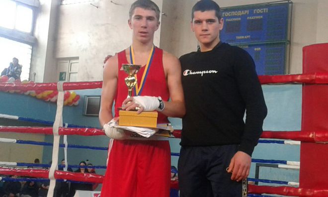 Шепетівський боксер здобув золото на Чемпіонаті України серед юніорів