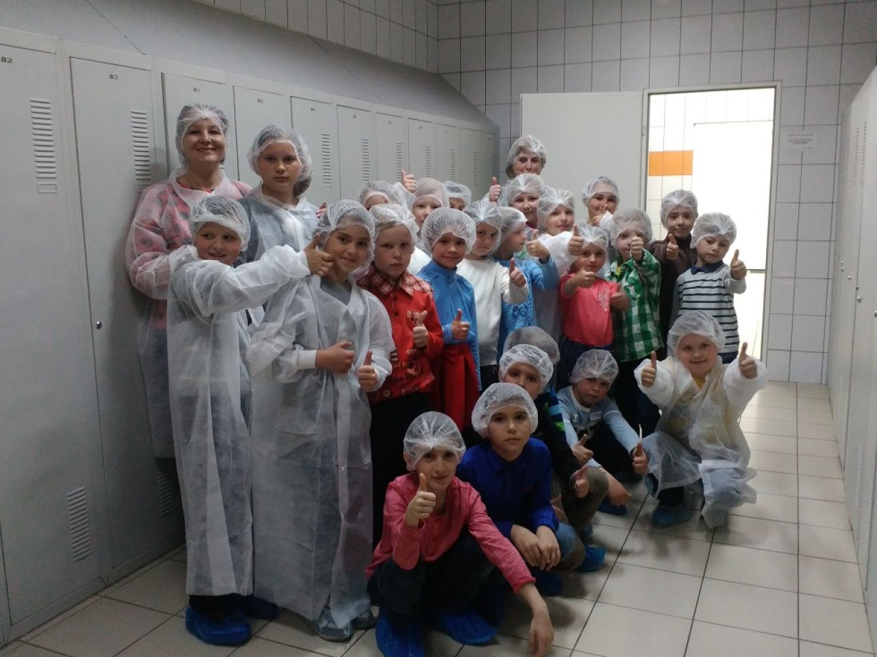 Школярикам ЗОШ №3 провели екскурсію красилівським хлібзаводом