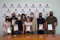 До Дня Конституції та Дня молоді вітали шепетівчан та клали квіти до пам'ятних знаків