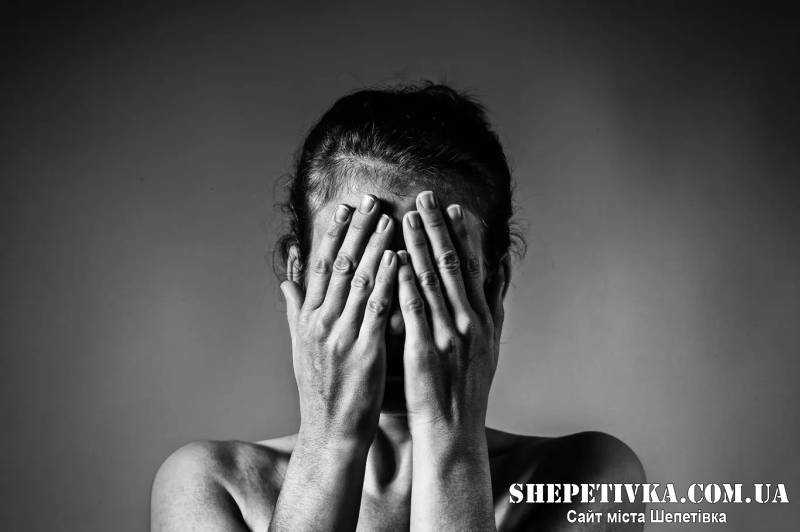 На Шепетівщині поліція розшукує чоловіка, який зґвалтував 29-річну жінку