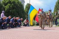 Загинув від ворожої кулі: у Нетішині провели у засвіти Германа Решецького