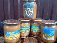 Селяни Ленковецької ОТГ передали 2 513 банок готової м'ясної продукції нашим захисникам