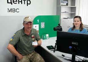 Військовослужбовцю відновили посвідчення водія, яке він втратив на фронті