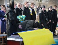 Нетішинська громада вмивалася слізьми: назавжди повернувся додому Сергій Осадчук
