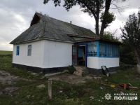 Після застілля всадила кухонного ножа в шию чоловікові