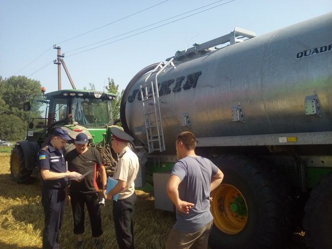 Рятувальники продовжують контролювати пожежну безпеку на хлібних масивах