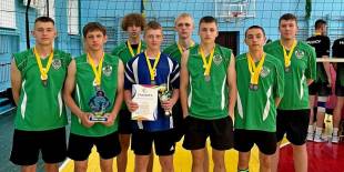 Шепетівські волейболісти вибороли «бронзу» на чемпіонаті Хмельницької області