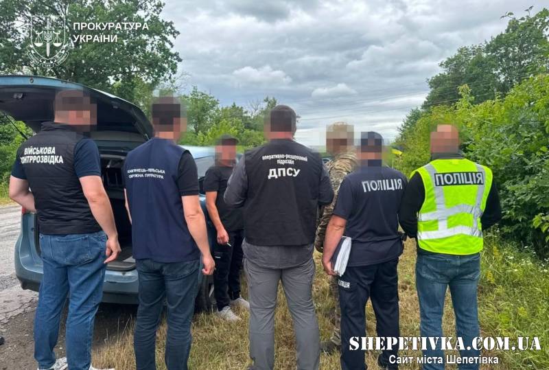 Переправлення до Румунії за 9 тисяч доларів: затримали організатора каналу втечі для ухилянтів