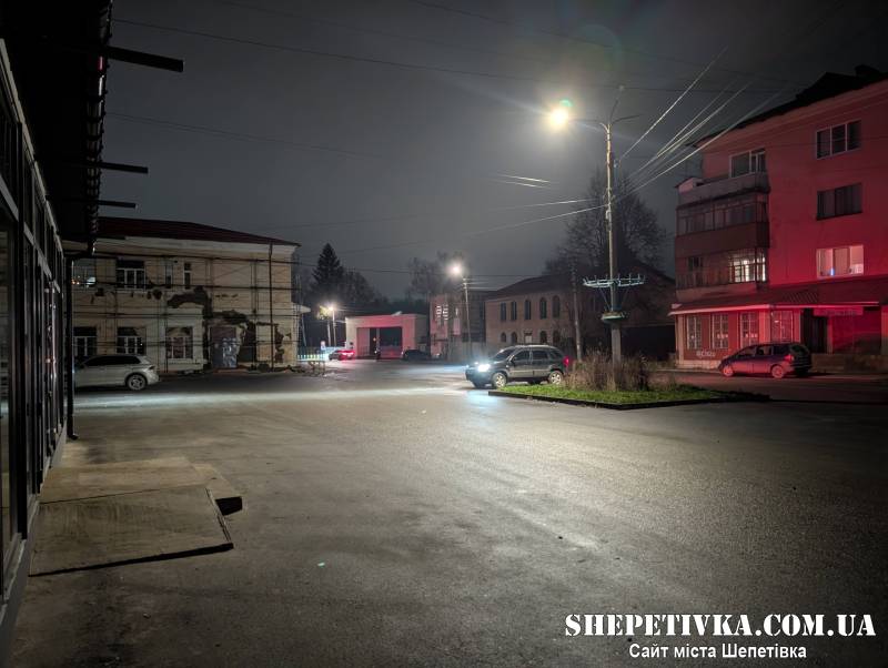 Графік погодинних відключень світла на понеділок, 8 грудня