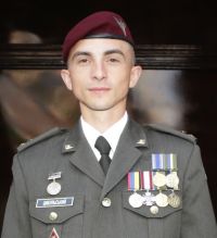 Зв’язківець у маруновім береті