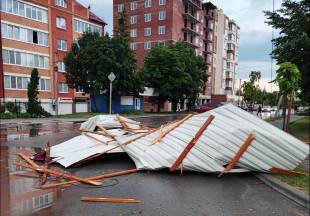 Буревій завдав значних збитків у низці громад Хмельниччини