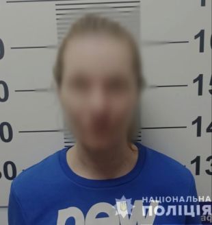 Попри підозру продовжувала грабувати магазини та ще й побила відвідувачку