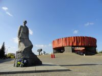 Чому влада ігнорує закон про декомунізацію?