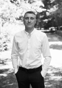 У Шепетівську громаду "на щиті" повертається Поліщук Микола Петрович