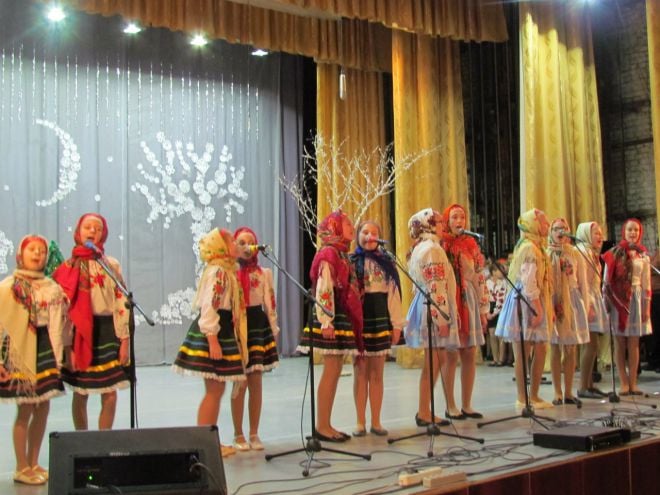 Відбувся театралізований фестиваль колядок та щедрівок «Різдвяна Зірочка»