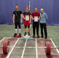 Шепетівчани привезли нагороди із чемпіонату Хмельниччини з важкої атлетики