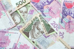 Ошукав знайомих на суму понад 100 тисяч гривень