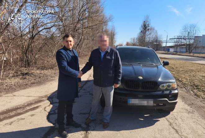 Вилучений як речовий доказ позашляховик BMW X5 передали бригаді морської піхоти