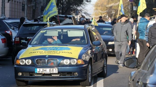 Завтра “євробляхери” хочуть заблокувати дорогу у напрямку Славути та Новоград-Волинського
