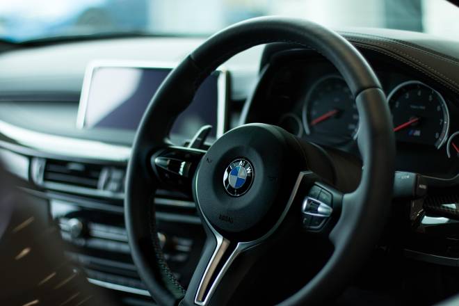 Дружина на авто «рятувала» чоловіка від ТЦК: суд його конфіскував