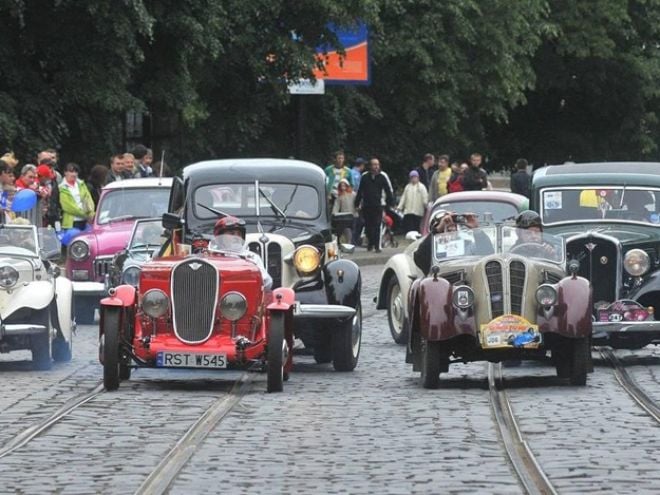 У травні в Шепетівці фінішує Ретро Ралі “Old Car Rally Ukraine” на історичних автомобілях