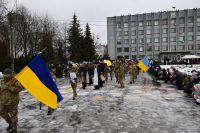 У Шепетівці прощались з молодим гранатометником Денисом Гурбаєвим