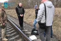 Два дизертири підірвали залізничну колію на Хмельниччині: деталі справи