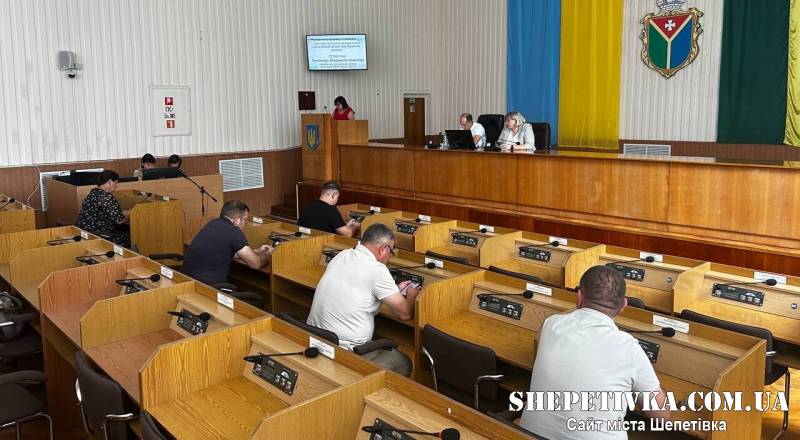 Виконком: збільшення вартості проїзду, ремонт та обмеження руху до парку, підготовка шкіл
