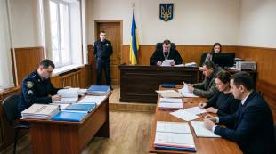 У Шепетівці судили трьох водіїв за ігнорування судової заборони на кермування