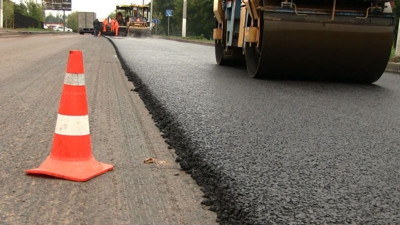Уряд виділив додаткові кошти на ремонт доріг Хмельниччини