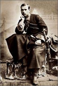 Павло Гарячий – сотник, командир 1-ої сотні 1-го гайдамацького кінного куреня ім. Яна Кармелюка (Поділля). 1919 рік