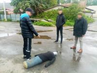 Шепетівчану оголосили підозру за побиття знайомого
