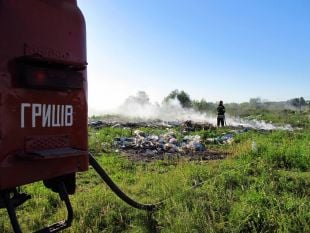 У Вишневому горів хлів, а у Грицеві - сміття