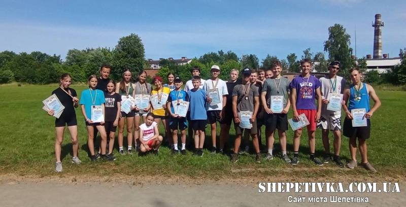 З нагоди Міжнародного Олімпійського Дня змагались шепетівські бігуни