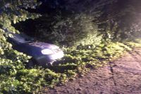 На Шепетівщині рятувальники діставали автомобіль із кювету