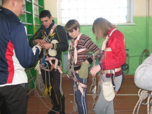 Відбулись змагання з техніки пішохідного туризму у закритих приміщеннях